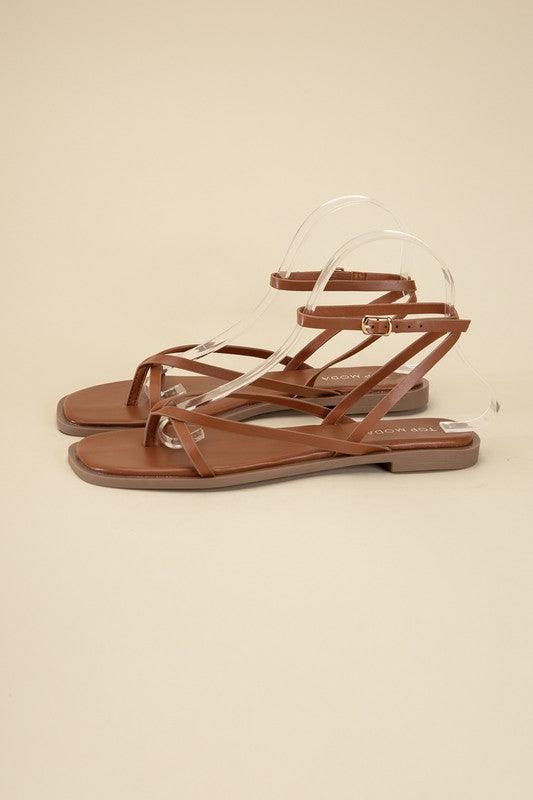 Elio Flat Strappy Sandal - Studio 653