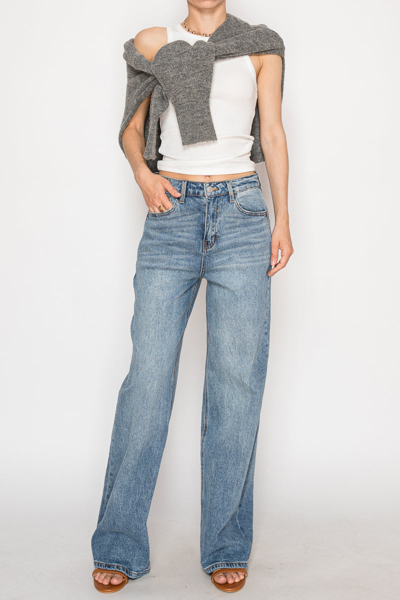 Slim Ultra High Rise 90's Straight Jeans