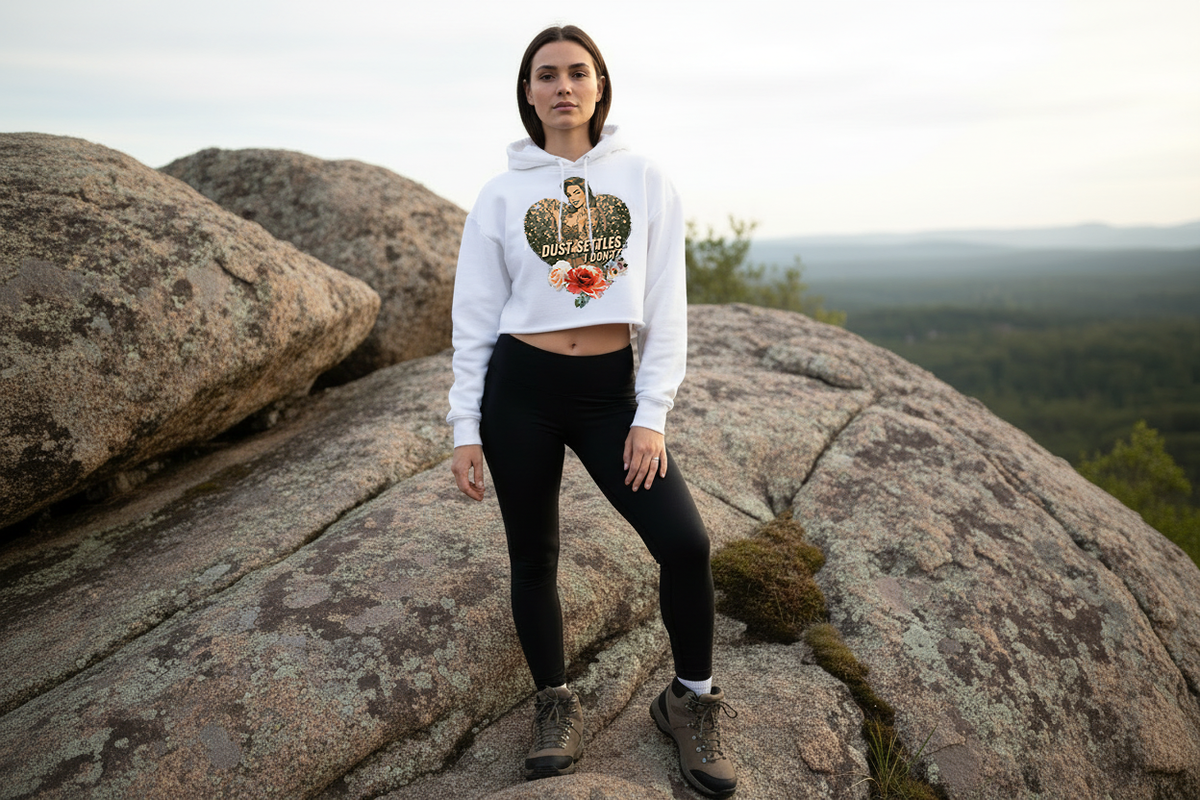 "I Don't Settle" Cropped Hoodie