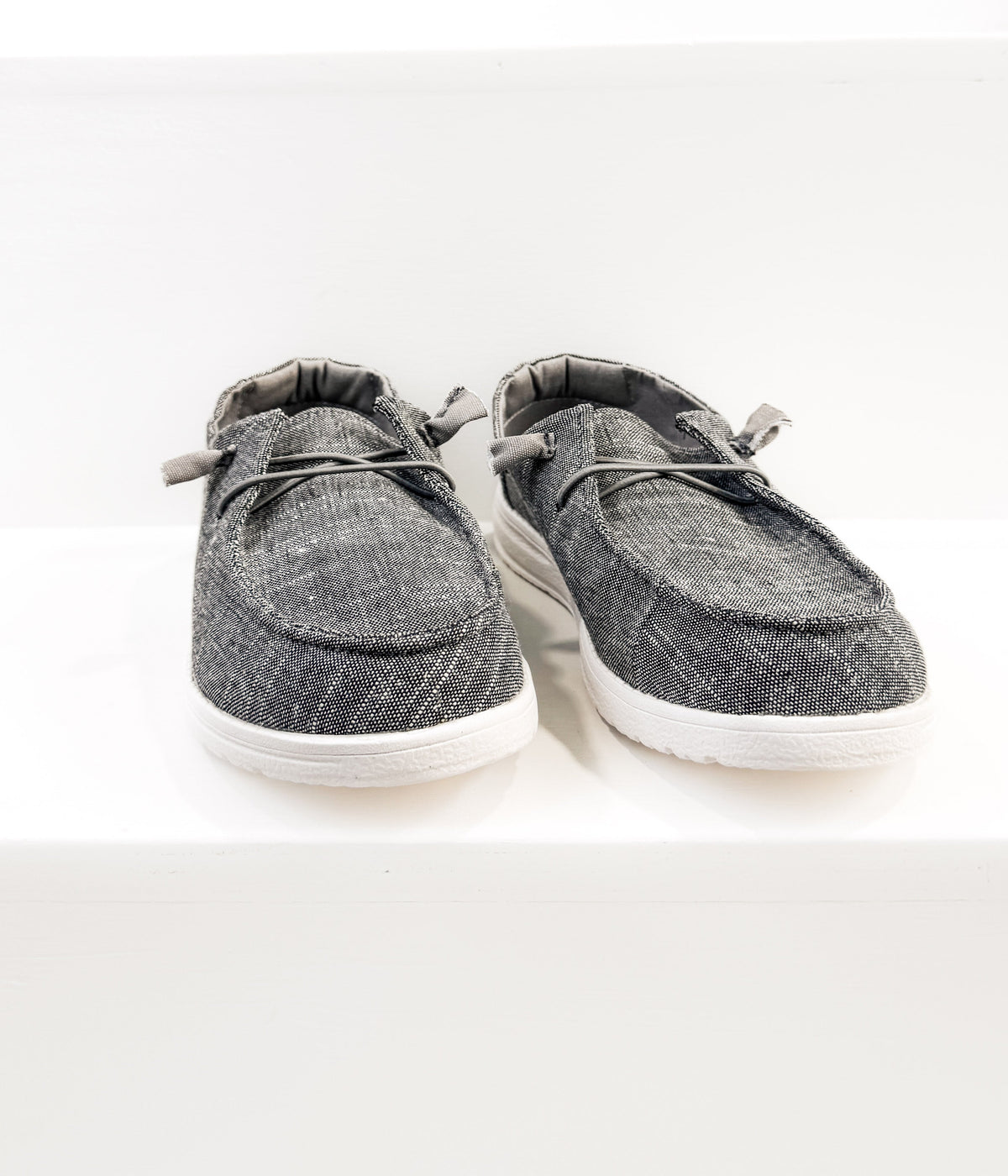 Maco Slip On in Charcoal - Studio 653
