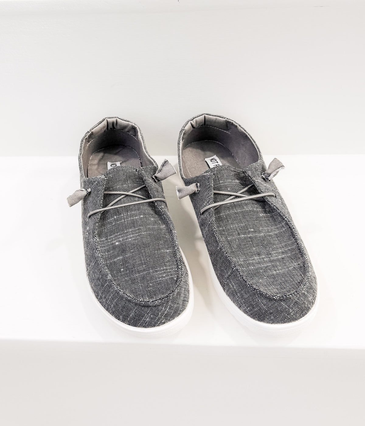 Maco Slip On in Charcoal - Studio 653