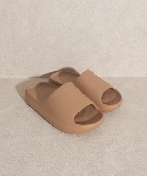 Wyatt - Comfort Slides - Studio 653