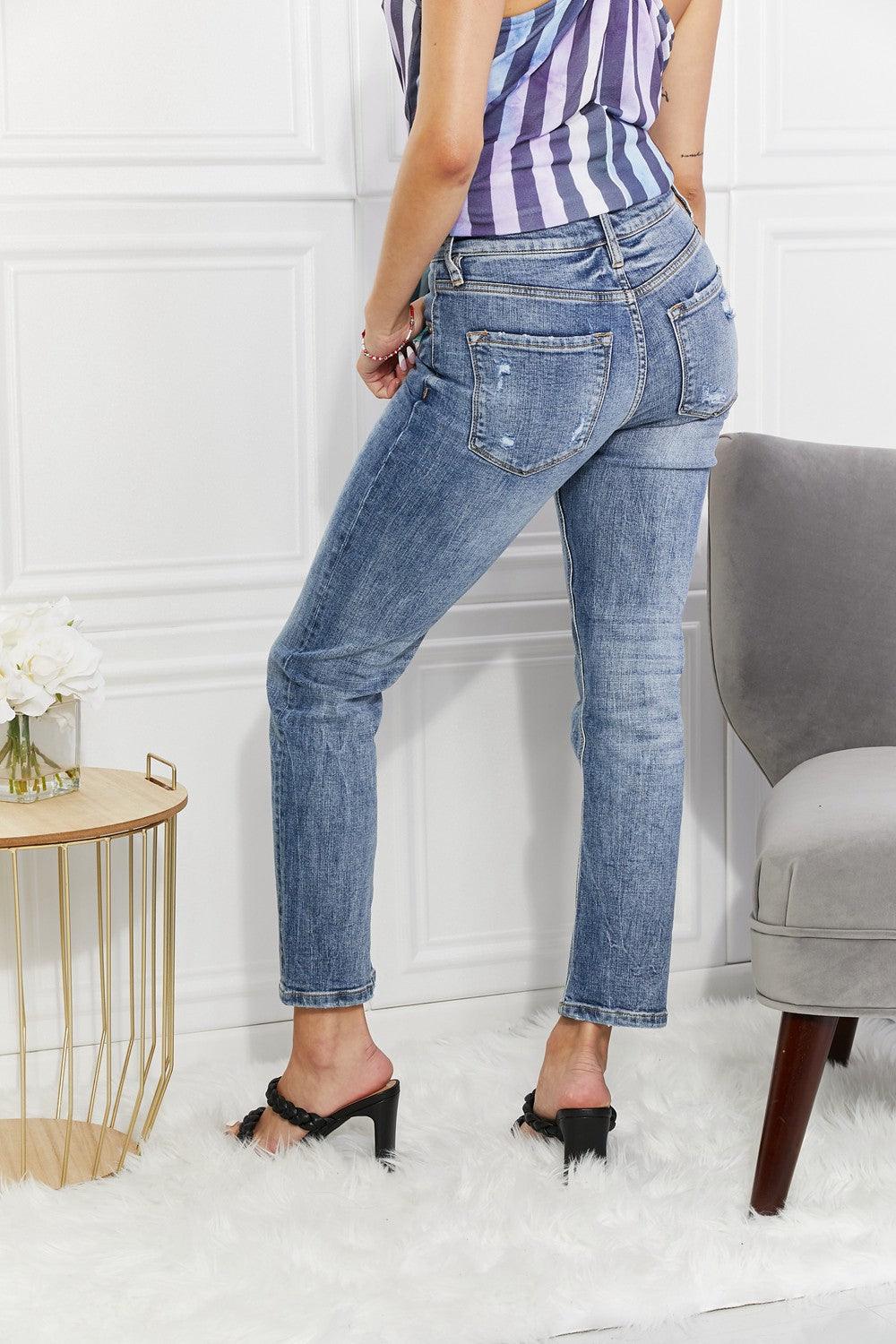 Amara High-Rise Slim Straight Jeans - Studio 653